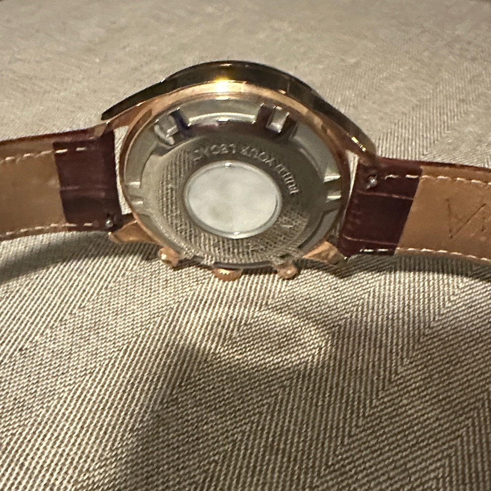 Vincero Men's Rose Gold and Brown Leather Chronograph Watch - Picture 4 of 5